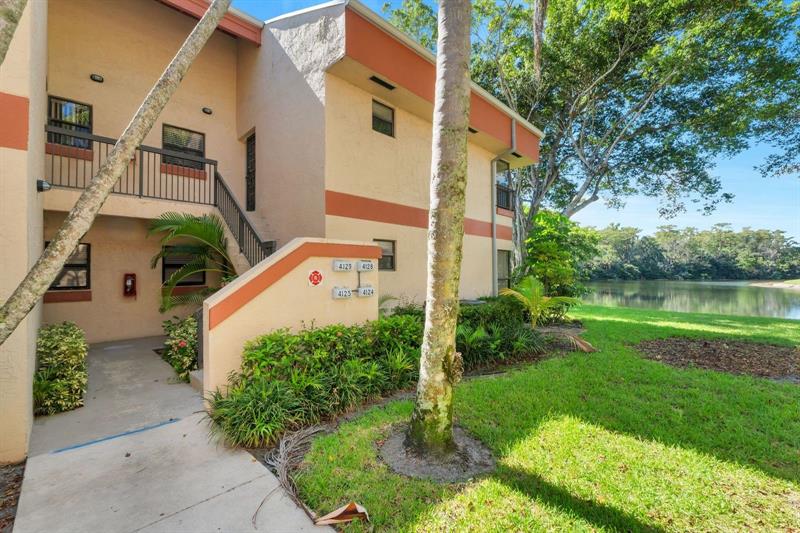 Image 30 of 33 For 4125 Carambola Cir  2126