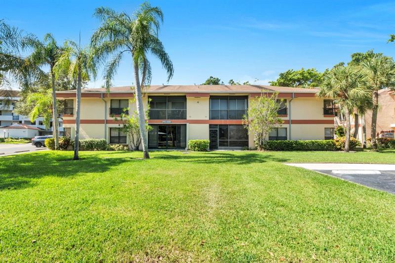 Image 31 of 33 For 4125 Carambola Cir  2126