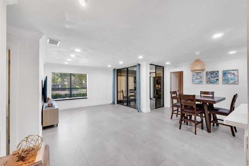 Image 7 of 33 For 4125 Carambola Cir  2126