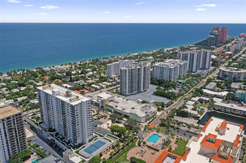 Image 4 of 48 For 3015 Ocean Blvd.  15c