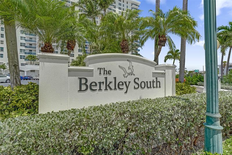Image 45 of 48 For 3015 Ocean Blvd.  15c
