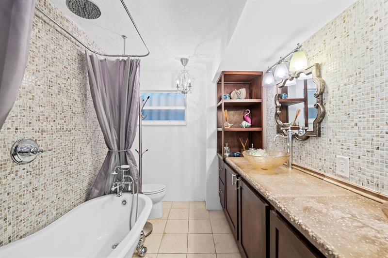 Image 12 of 20 For 261 18th Ct  