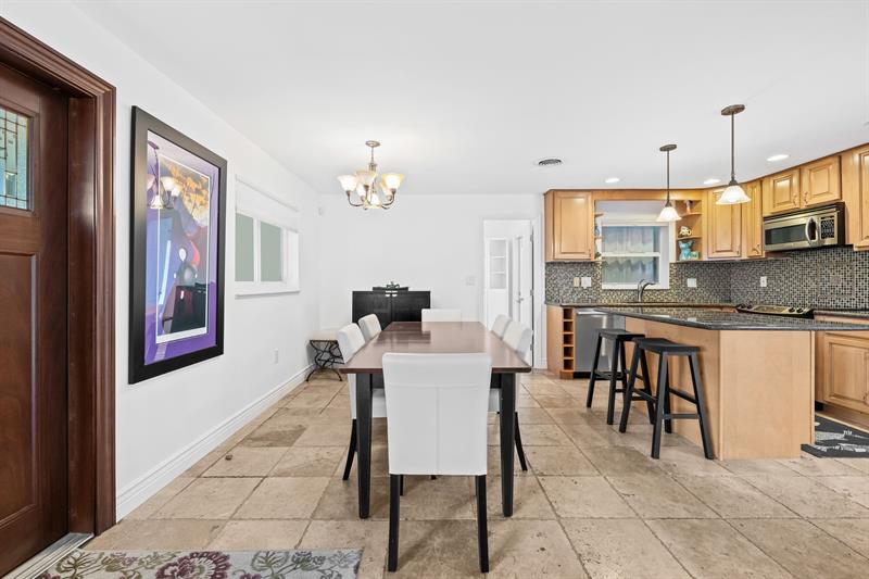 Image 8 of 20 For 261 18th Ct  
