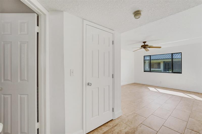 Image 39 of 83 For 1600 81 Way  1600