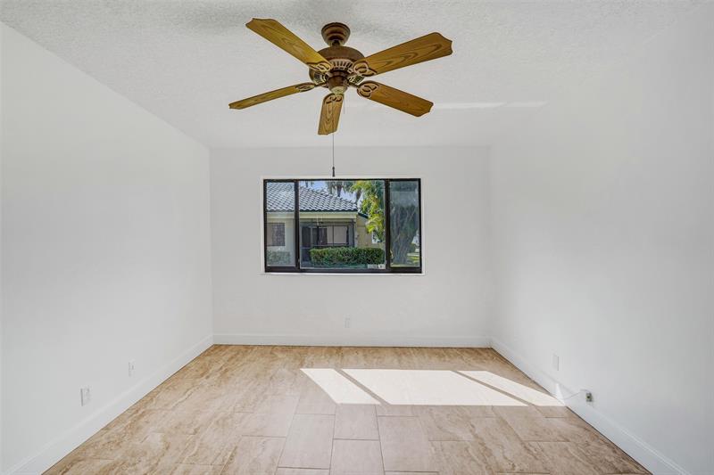 Image 41 of 83 For 1600 81 Way  1600