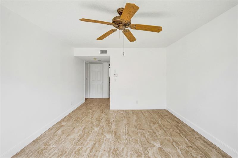 Image 44 of 83 For 1600 81 Way  1600