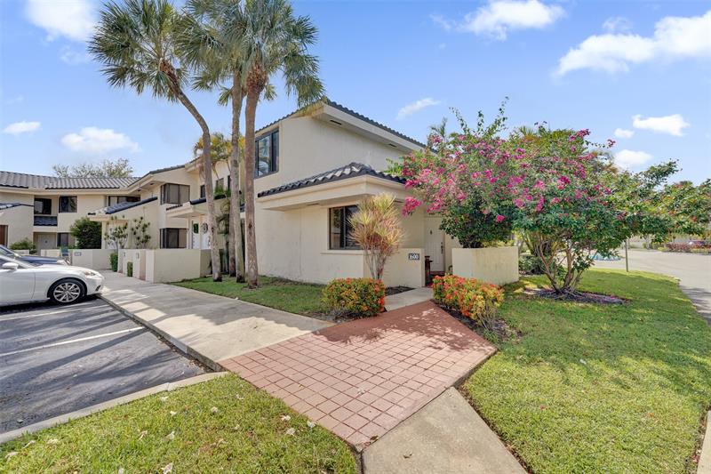 Image 70 of 83 For 1600 81 Way  1600