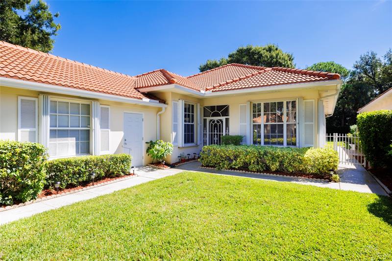 Image 3 of 35 For 319 Kelsey Park Cir