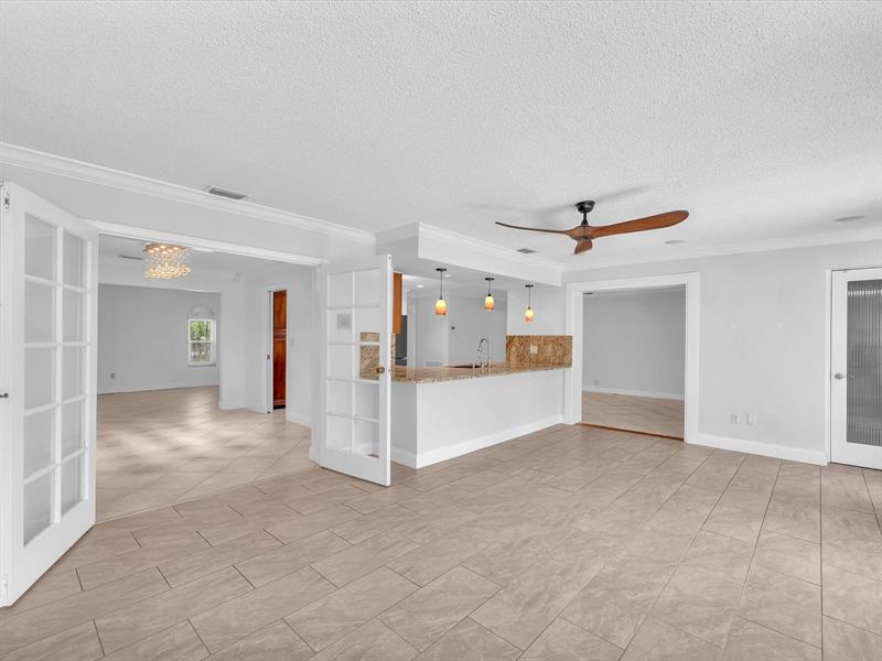 Image 20 of 36 For 11762 26th Ct