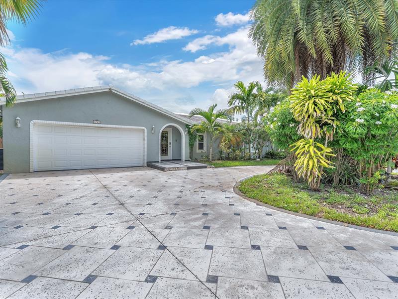 Image 3 of 36 For 11762 26th Ct