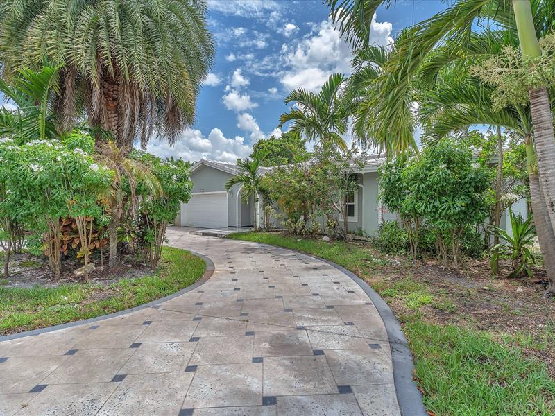Image 4 of 36 For 11762 26th Ct
