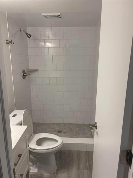 Image 7 of 13 For 22765 66th Ave  106