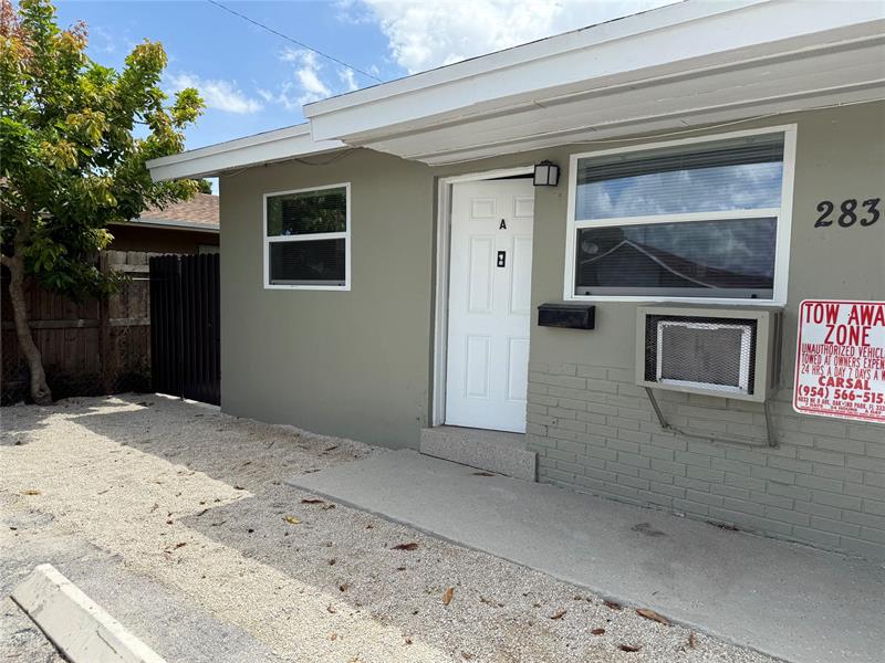 Image 2 of 10 For 2830 15th Ct  A
