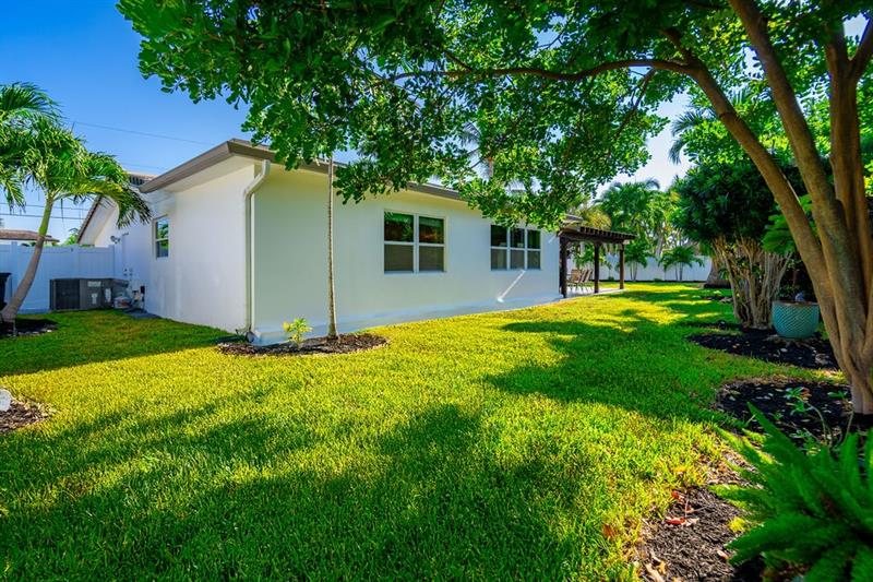 Image 40 of 45 For 2640 50th St
