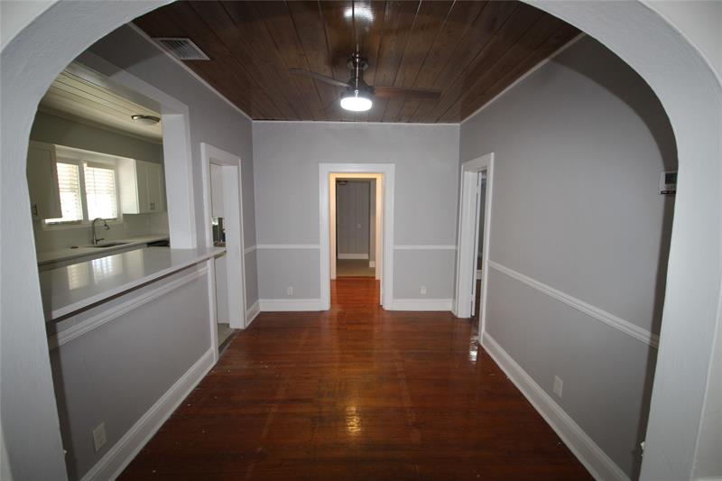 Image 8 of 20 For 239 1st Ave  