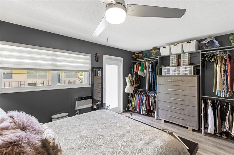 Image 15 of 27 For 2160 56th Ct  210