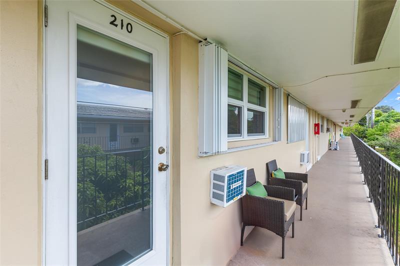 Image 19 of 27 For 2160 56th Ct  210