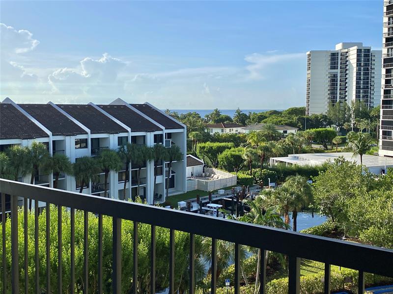 Image 17 of 70 For 4740 Ocean Boulevard  616