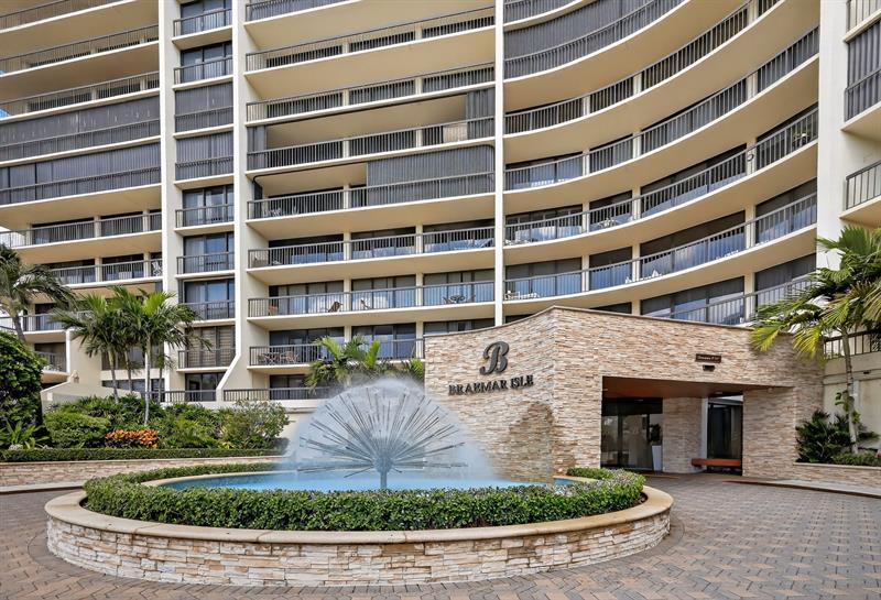 Image 27 of 70 For 4740 Ocean Boulevard  616