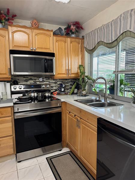 Image 12 of 38 For 9400 Lime Bay Blvd  112