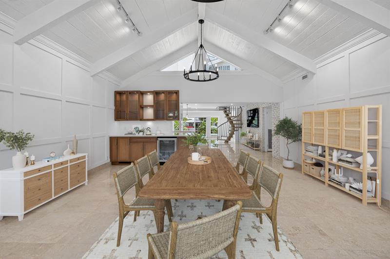 Image 4 of 54 For 990 7th Ave  