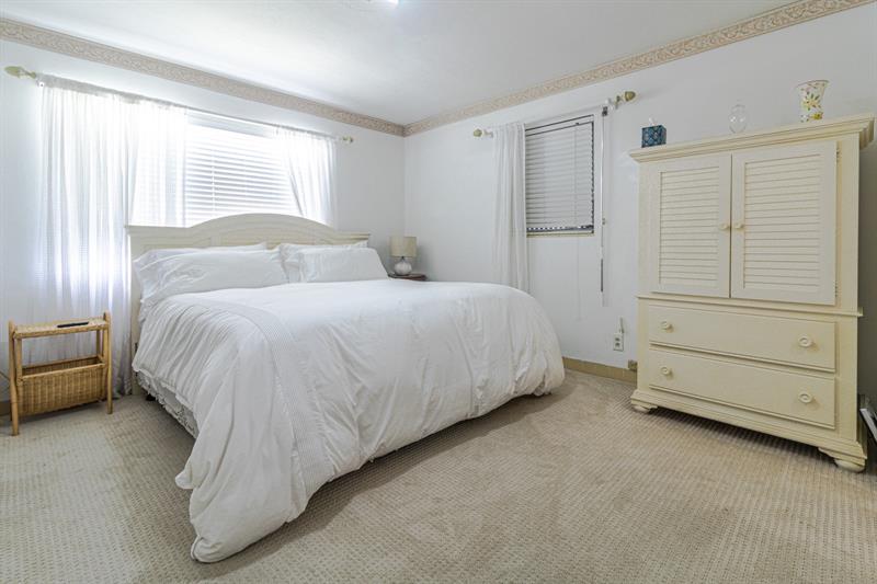 Image 11 of 27 For 1300 7th Ct  