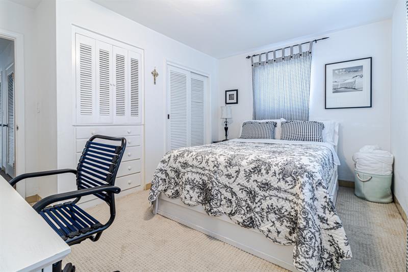 Image 13 of 27 For 1300 7th Ct  