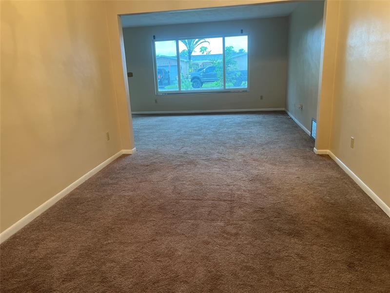 Image 12 of 41 For 11541 23rd St