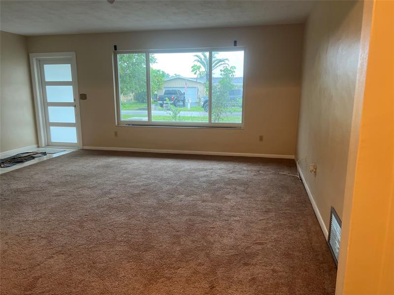 Image 13 of 41 For 11541 23rd St