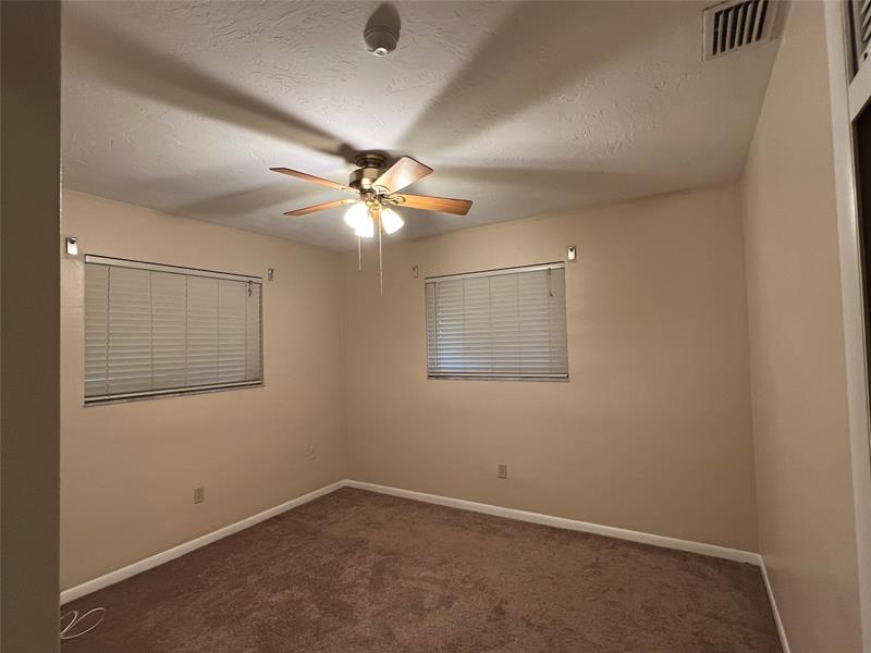 Image 23 of 41 For 11541 23rd St