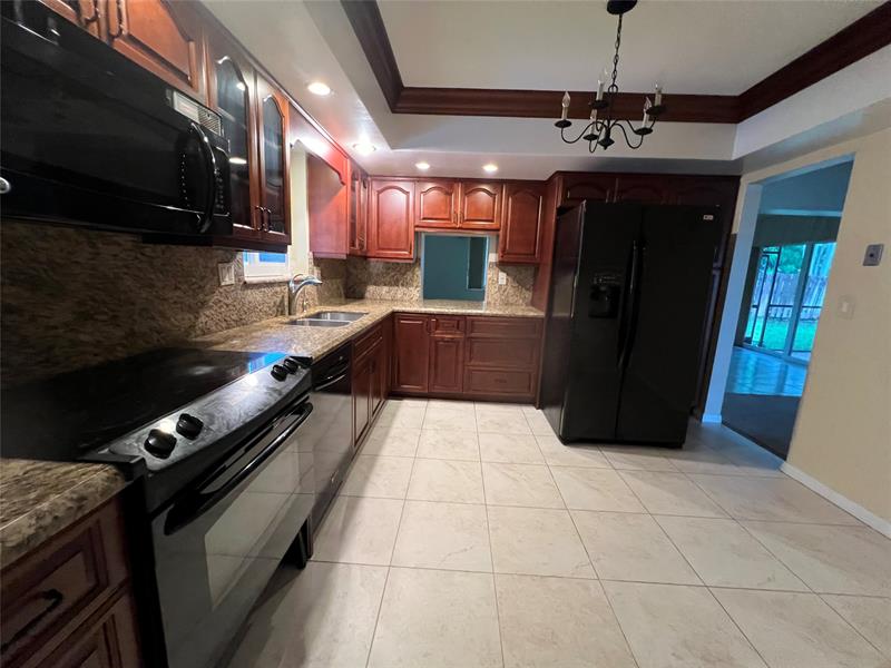Image 4 of 41 For 11541 23rd St