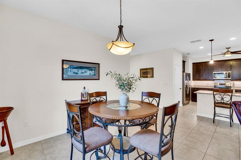 Image 17 of 36 For 166 Port Royal Ct