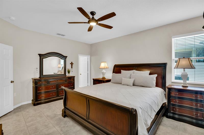 Image 22 of 36 For 166 Port Royal Ct