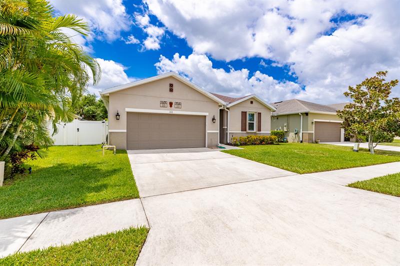 Image 34 of 36 For 166 Port Royal Ct