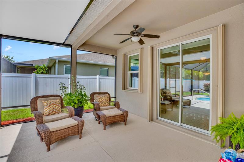 Image 7 of 36 For 166 Port Royal Ct