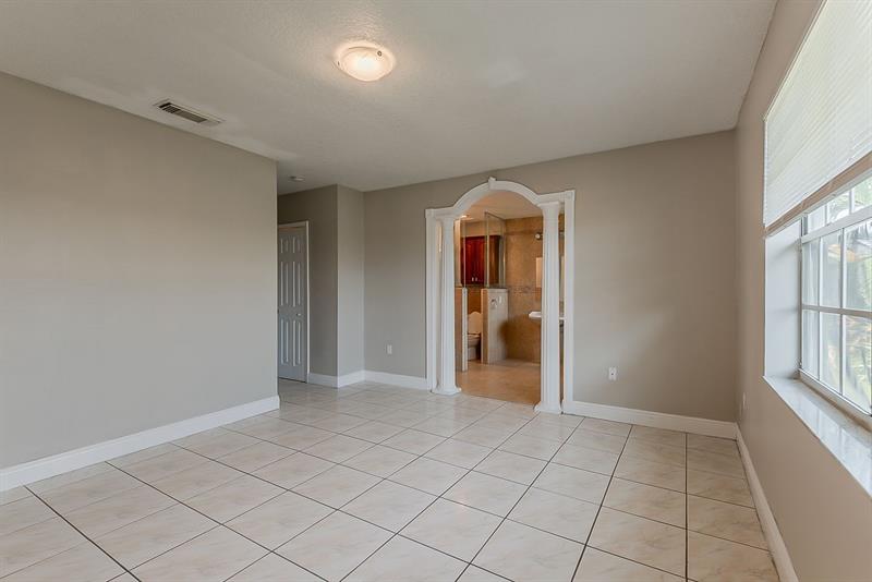 Image 21 of 40 For 14739 38th St