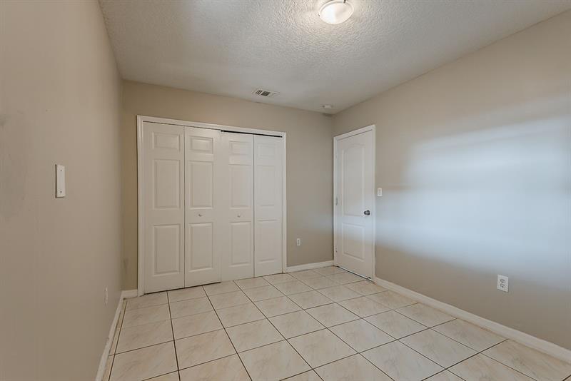 Image 27 of 40 For 14739 38th St