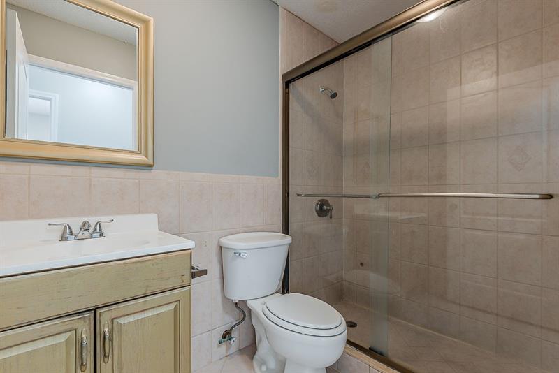Image 31 of 40 For 14739 38th St