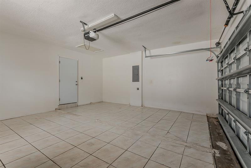 Image 33 of 40 For 14739 38th St