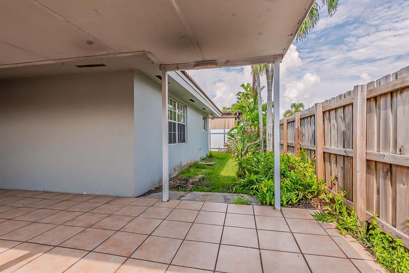 Image 39 of 40 For 14739 38th St