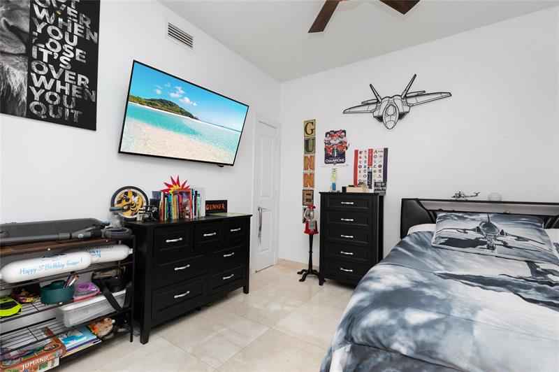 Image 18 of 28 For 315 3rd Ave  1808