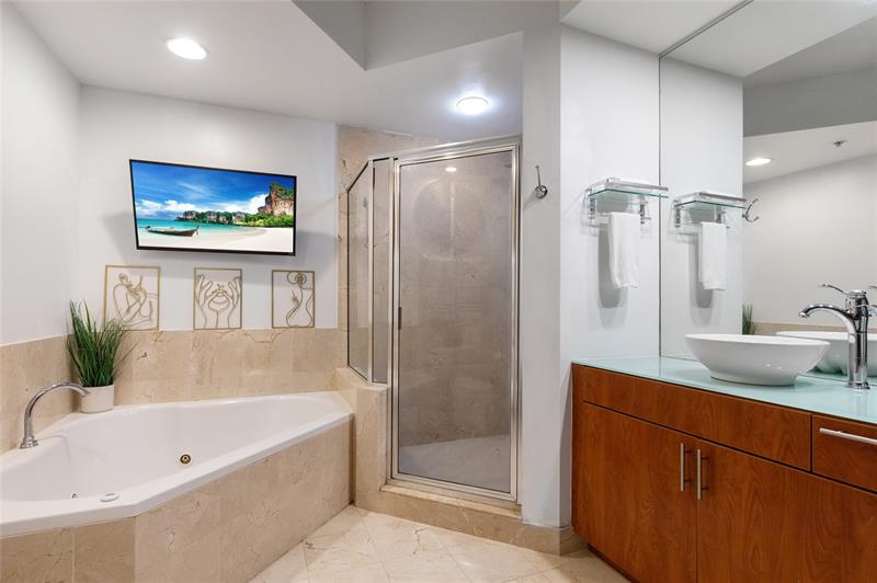 Image 19 of 28 For 315 3rd Ave  1808