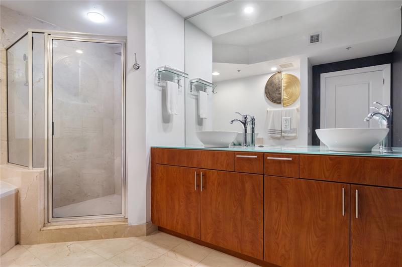 Image 22 of 28 For 315 3rd Ave  1808