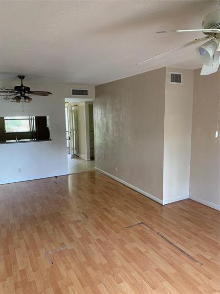 Image 9 of 22 For 6820 Palmetto Circle S Bldg 10  103