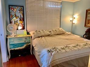 Image 5 of 33 For 9230 Lagoon Pl  103