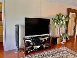 Image 6 of 33 For 9230 Lagoon Pl  103