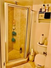 Image 9 of 33 For 9230 Lagoon Pl  103