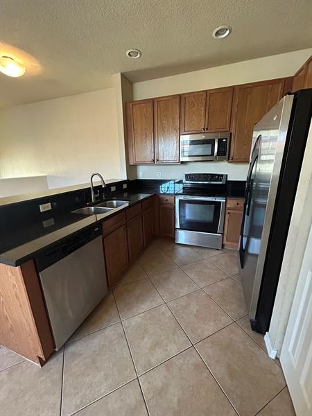 Image 10 of 24 For 9065 Plymouth Pl  9065