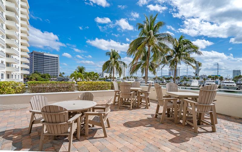 Image 62 of 72 For 1 Las Olas Circle  1501