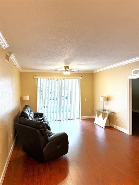 Image 4 of 21 For 2103 Renaissance Way  2103